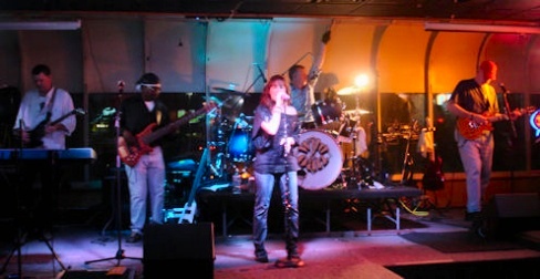 Uptown Bar & Grill - Bettendorf