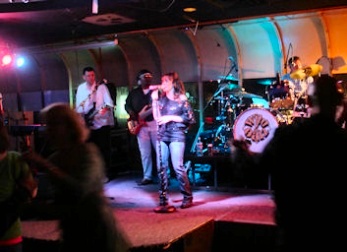 Uptown Bar & Grill - Bettendorf